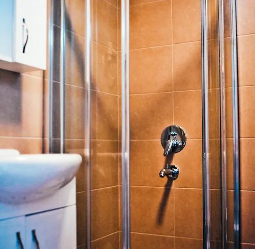 Senaydin 马尔马里斯